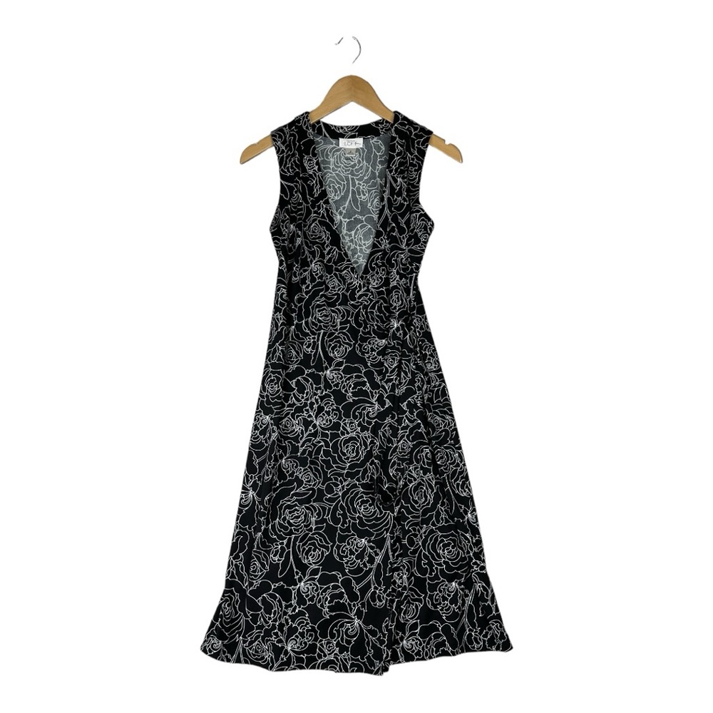 Ann Taylor LOFT Black and White Eclectic Floral Sleeveless Wrap Dress Size 2
